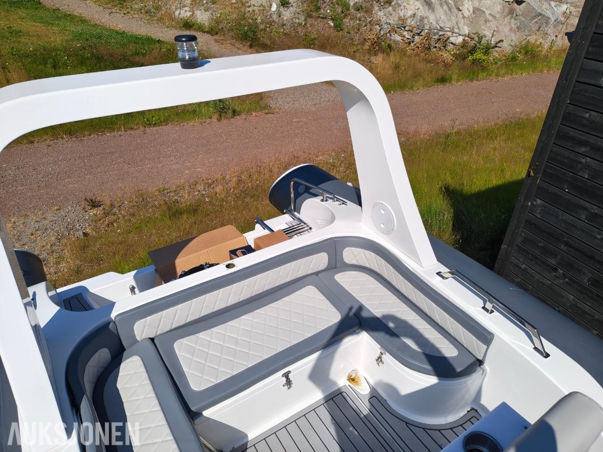 2026 NY - XL RIB båt 26 fot med mye utstyr